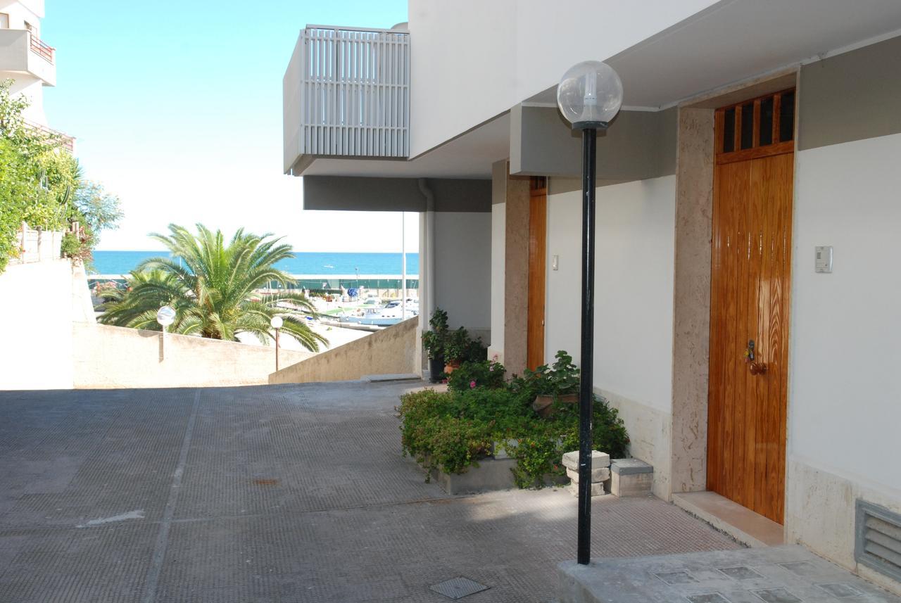 B&B La Baia Sea Rooms 비쉘리에 외부 사진