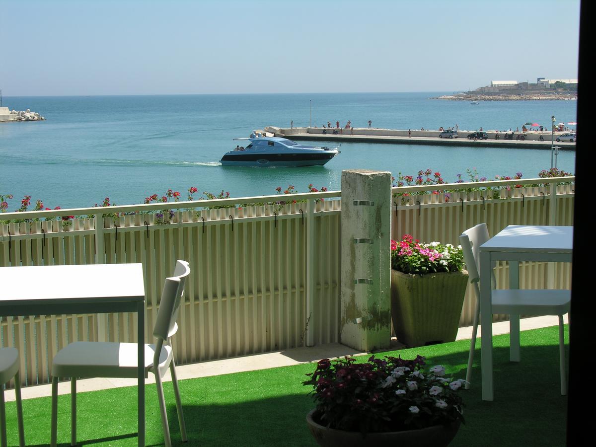 B&B La Baia Sea Rooms 비쉘리에 외부 사진