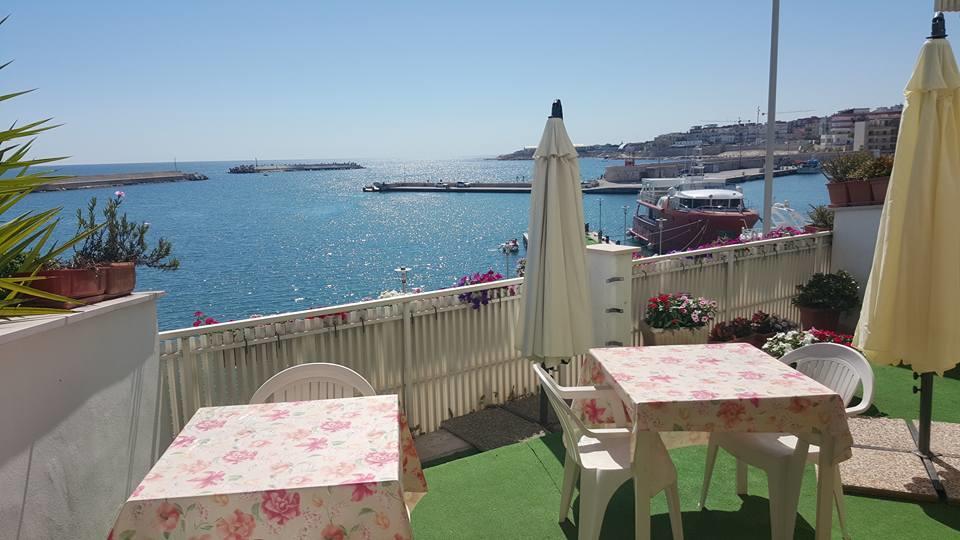 B&B La Baia Sea Rooms 비쉘리에 외부 사진